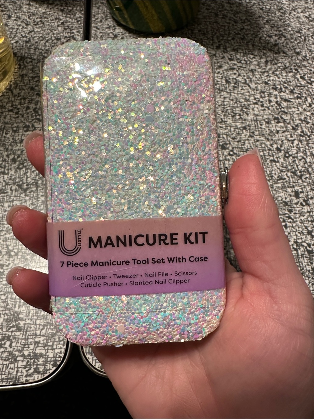 Manicure set - 7 piece in glitter case
